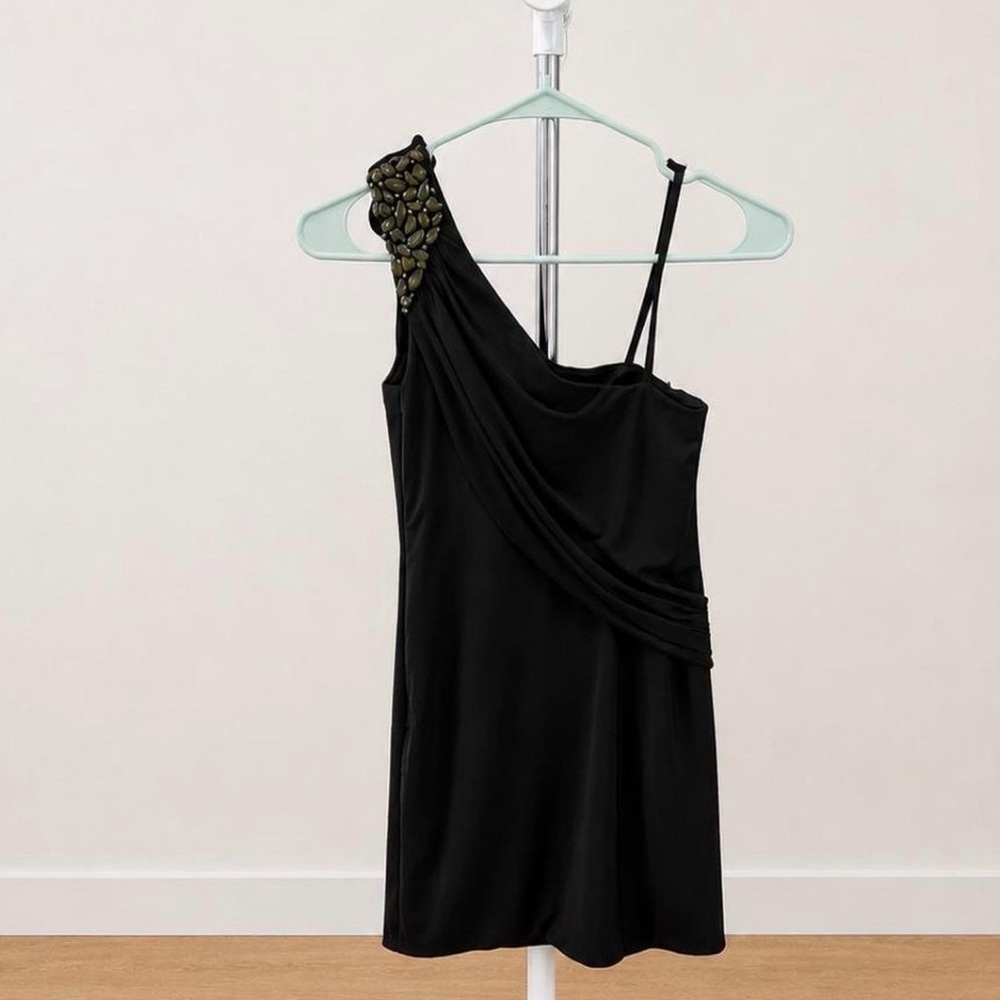 Black One-Shoulder Embellished Mini Dress La Femme